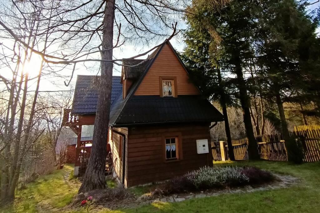 Ludwikowka Pod Luboniem, Stu-Letni Domek W Gorach Naprawa Exterior photo