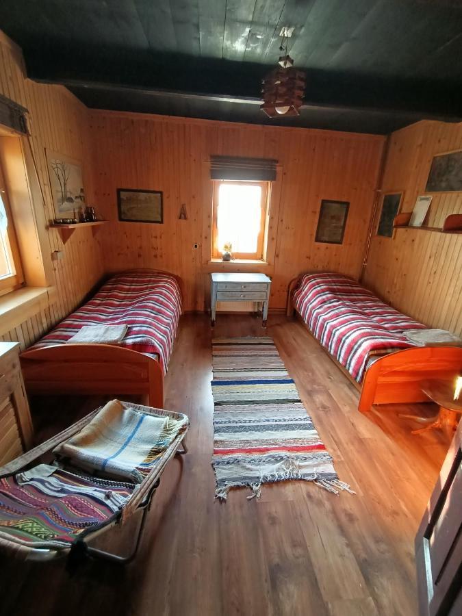 Ludwikowka Pod Luboniem, Stu-Letni Domek W Gorach Naprawa Exterior photo